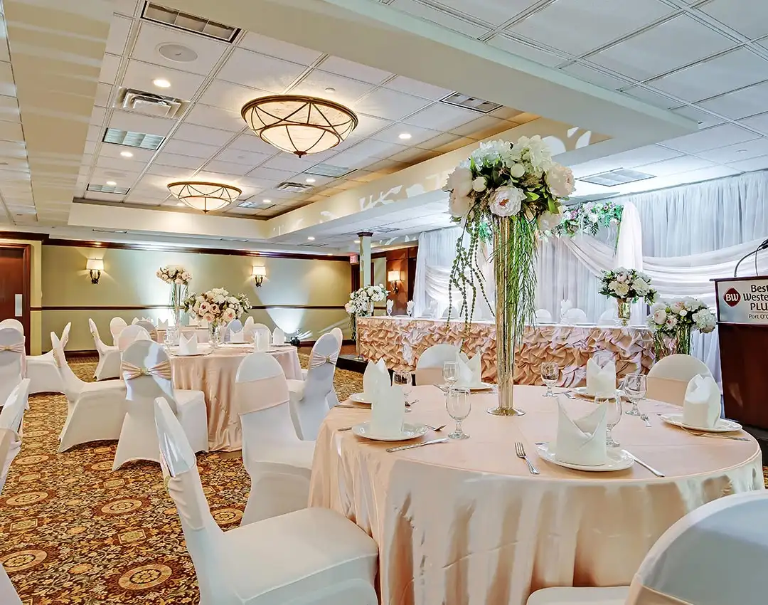 McKnight Ballroom Headtable