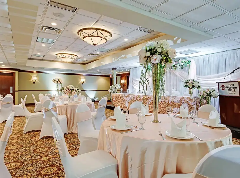 McKnight Ballroom Headtable